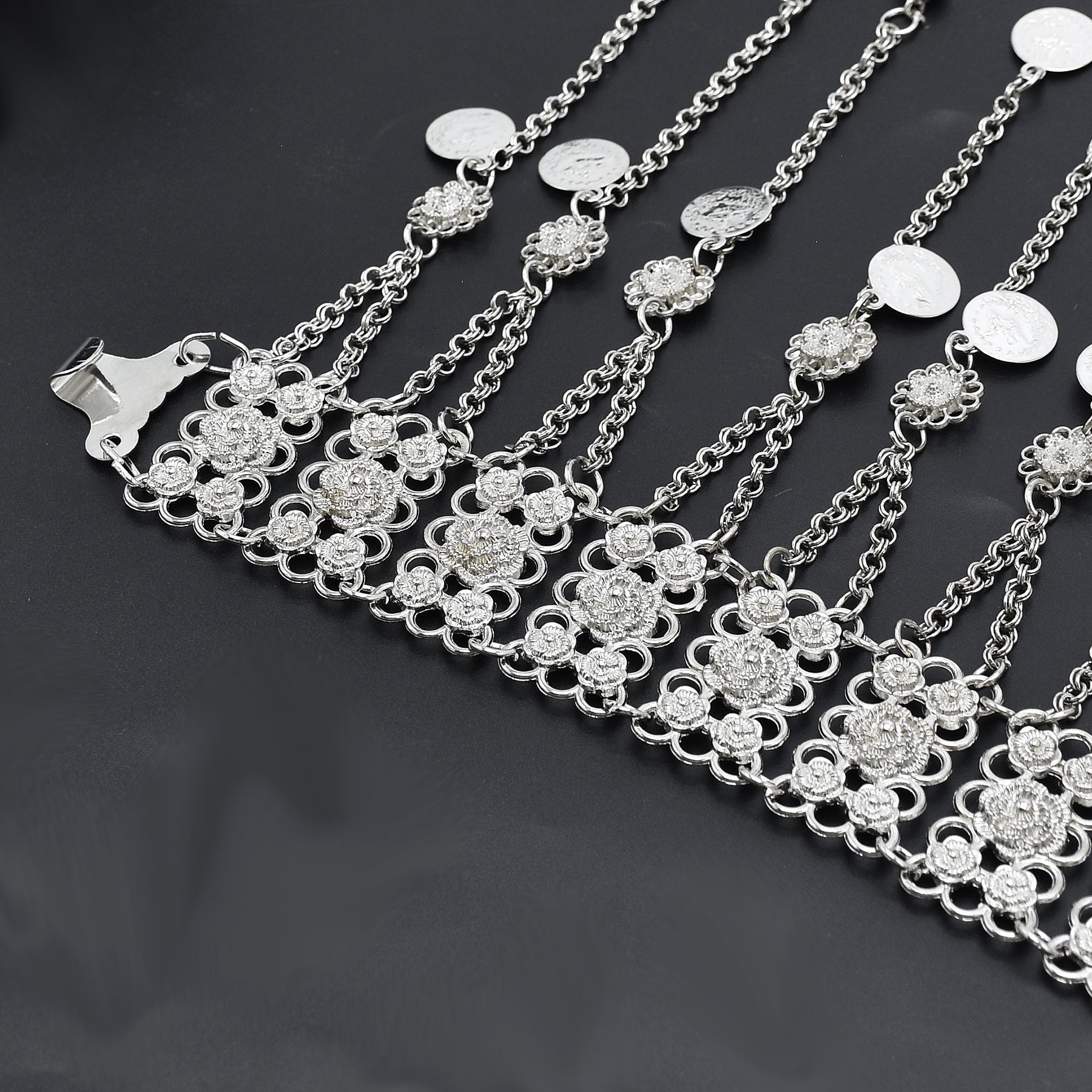 Silver Plated Moroccan Caftan  - đánh giá và giá Body Jewelry Indian
