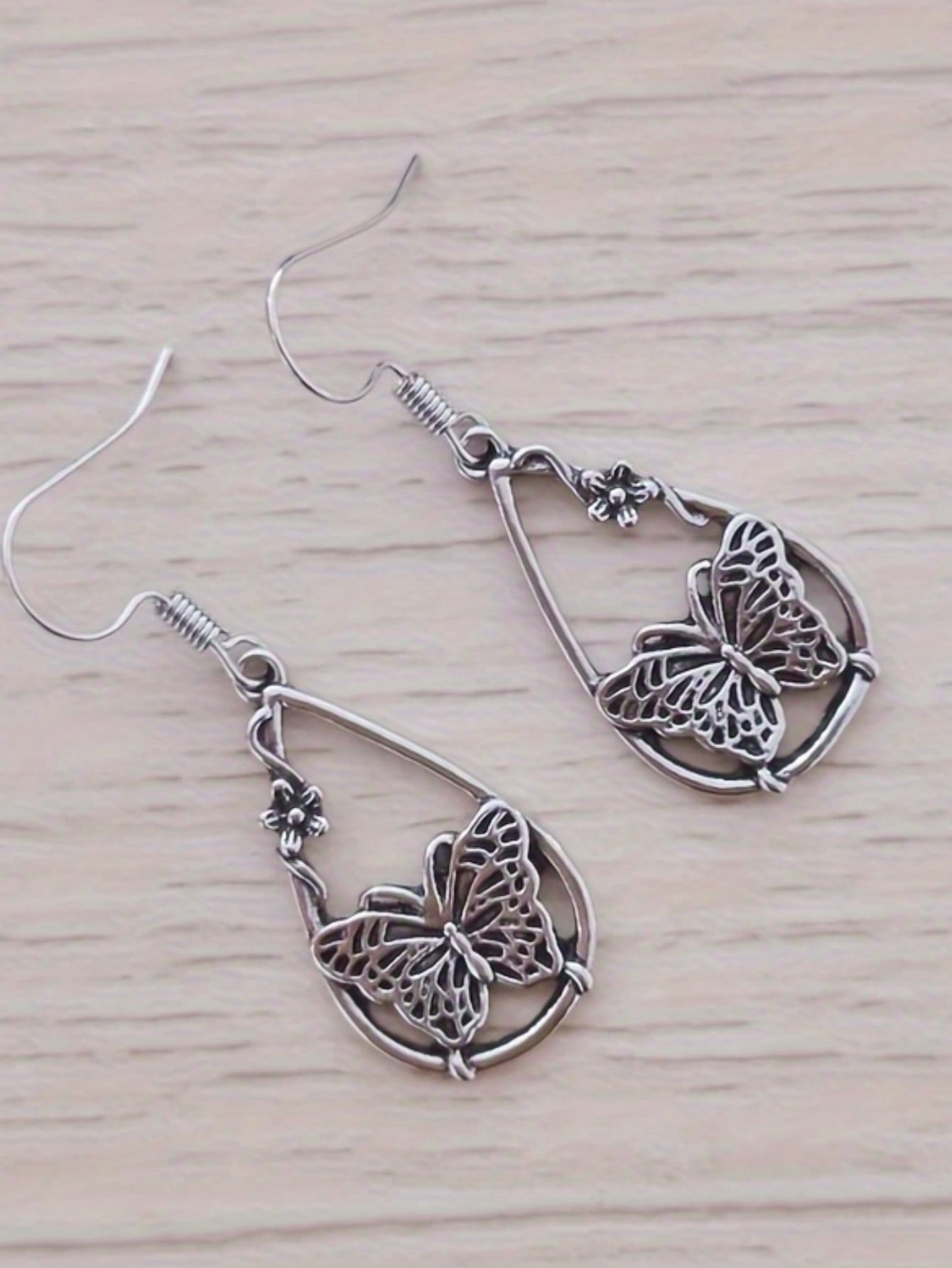 1pair Vintage Fashionable Wate - đánh giá và giá Body Jewelry And Earrings